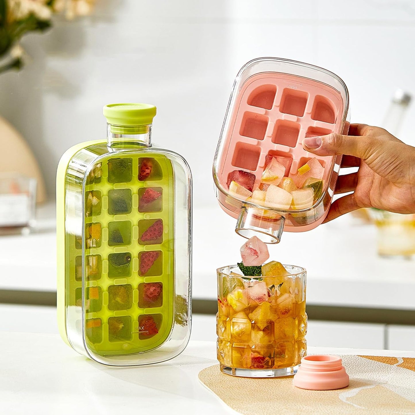 Ice Cube Tray Bottle 2-in-1