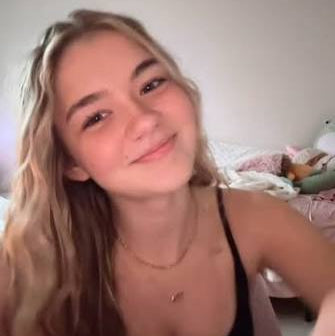 Julia S
